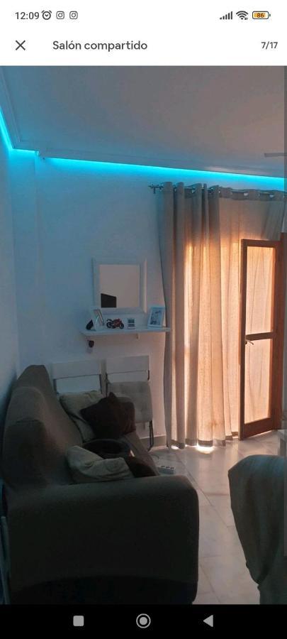 Habitación privada, apartamento centro Málaga cerca de la playa Exterior foto